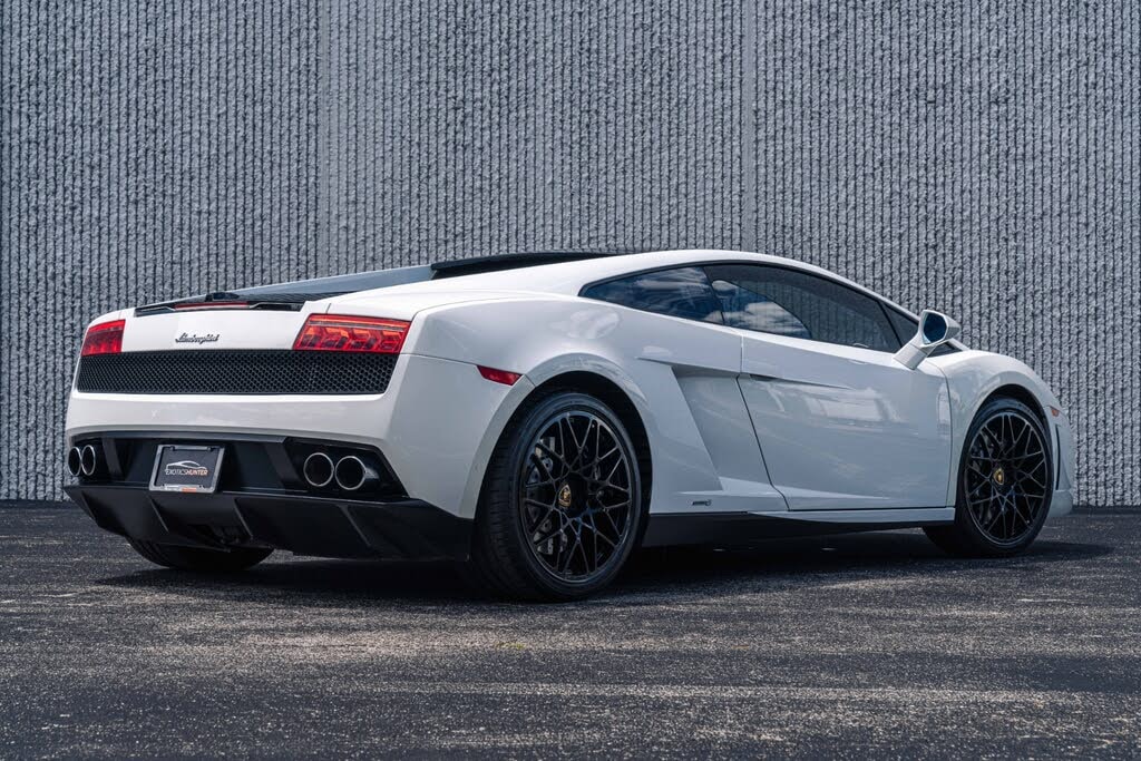 2013 Lamborghini Gallardo LP 550-2 thumbnail 3