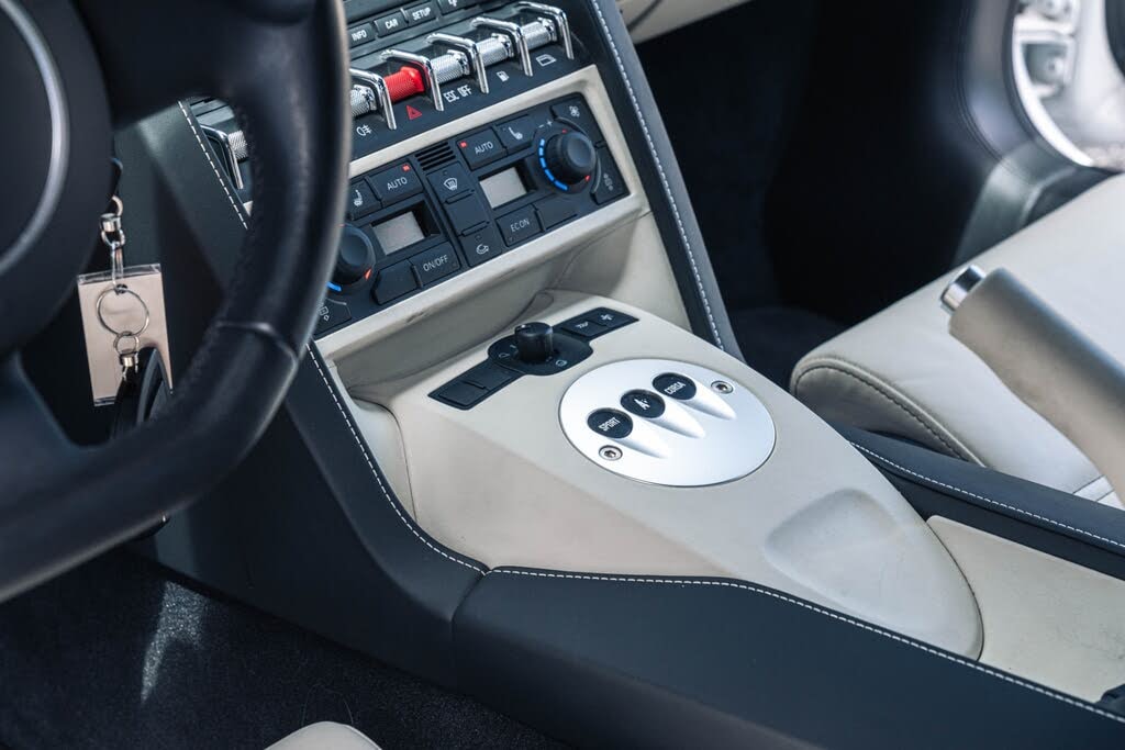 2013 Lamborghini Gallardo LP 550-2 thumbnail 5