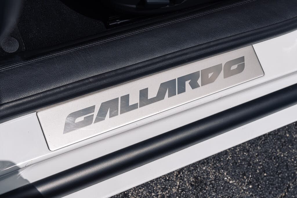 2013 Lamborghini Gallardo LP 550-2 thumbnail 7